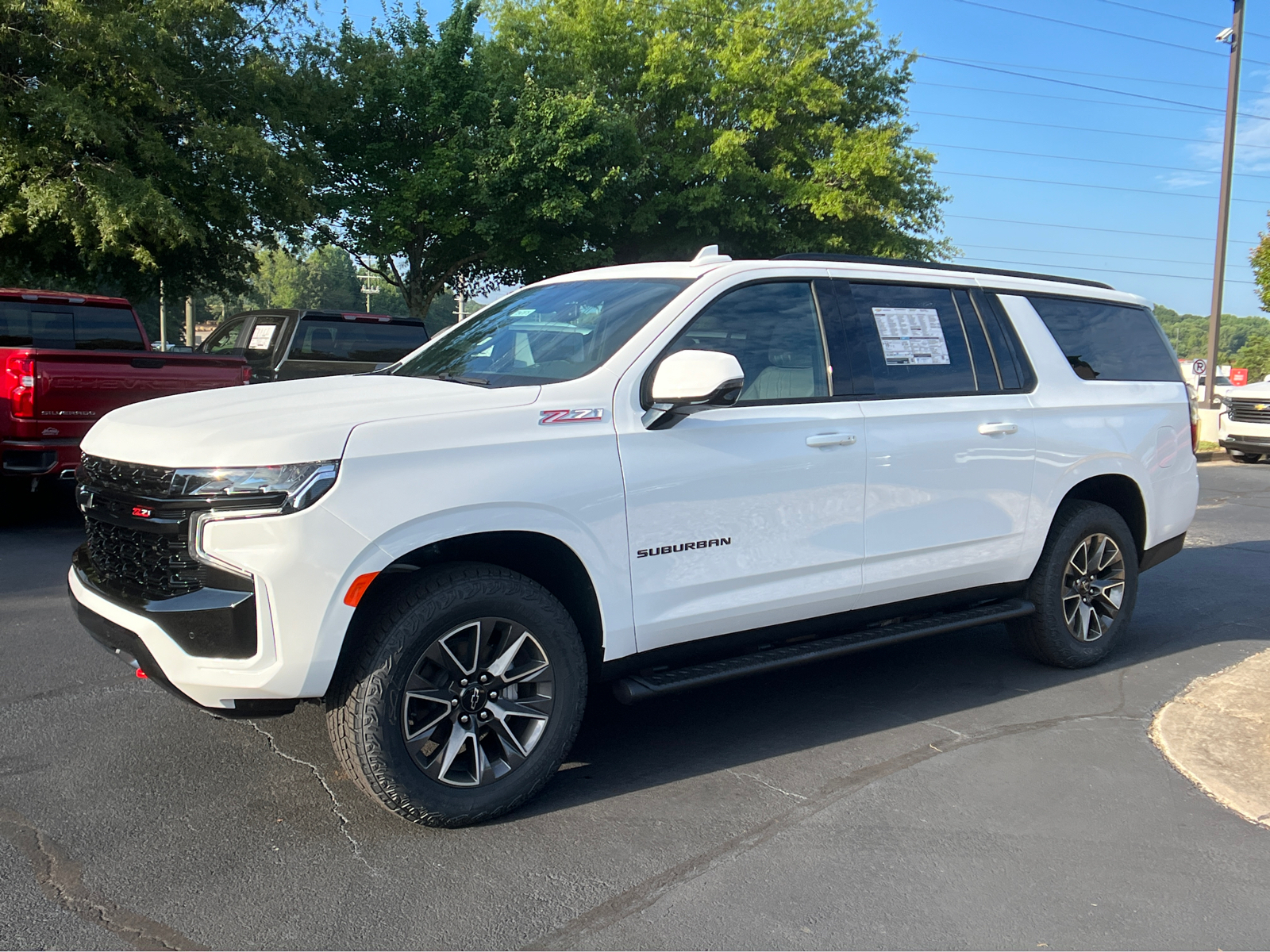 2024 Chevrolet Suburban Z71 1