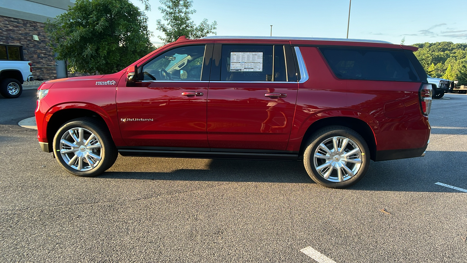 2024 Chevrolet Suburban High Country 8