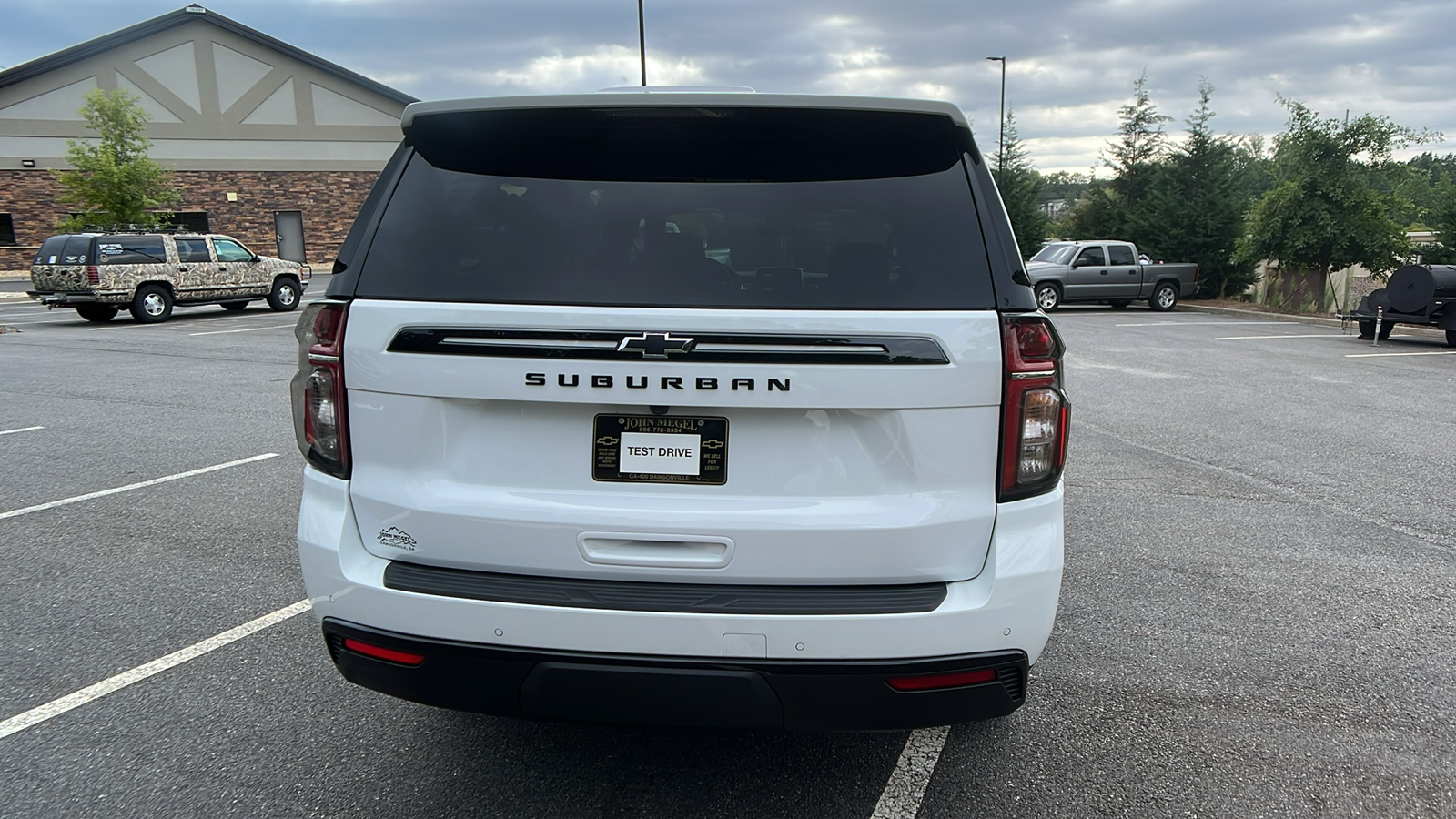 2024 Chevrolet Suburban Z71 6