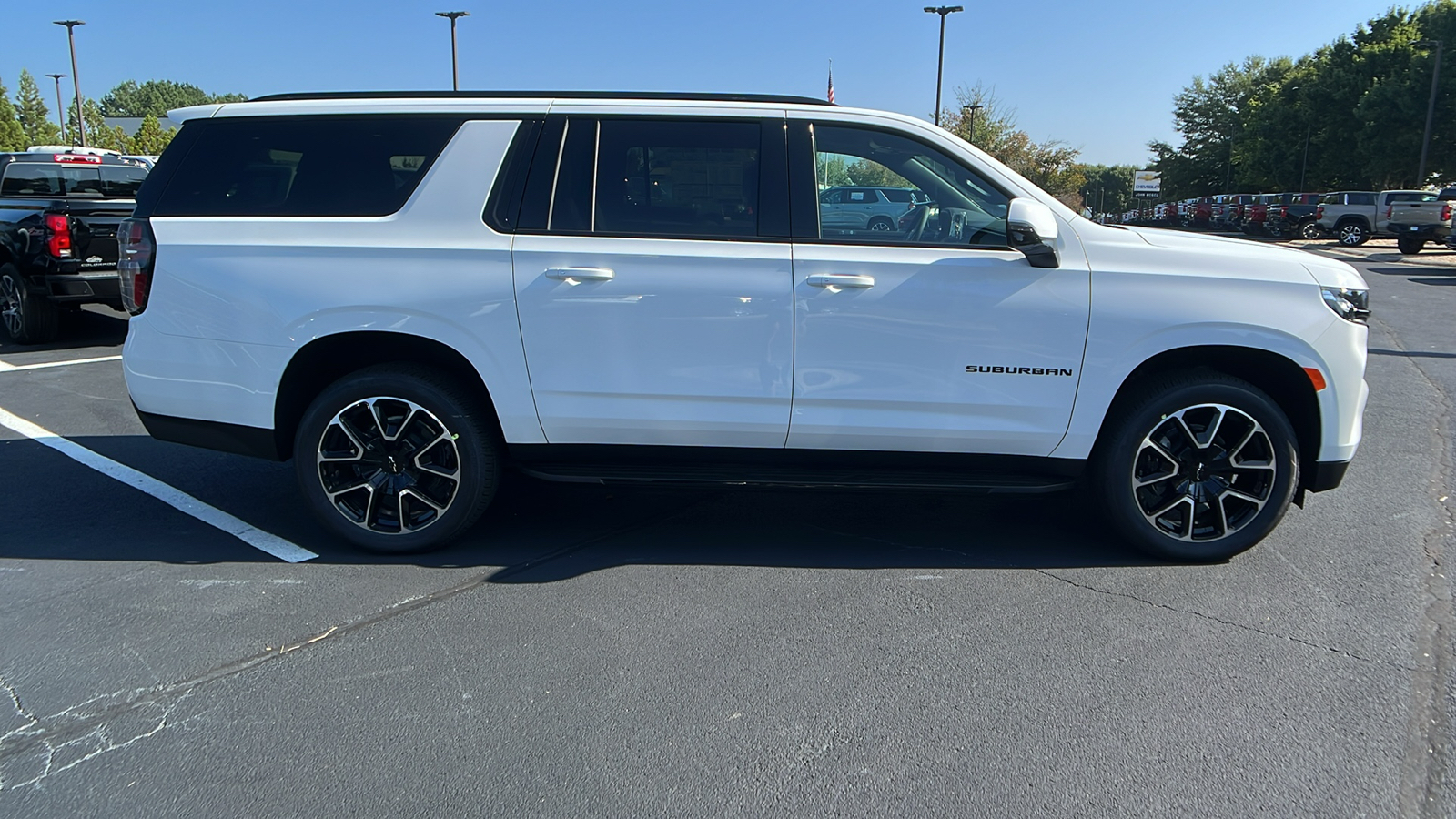 2024 Chevrolet Suburban RST 4