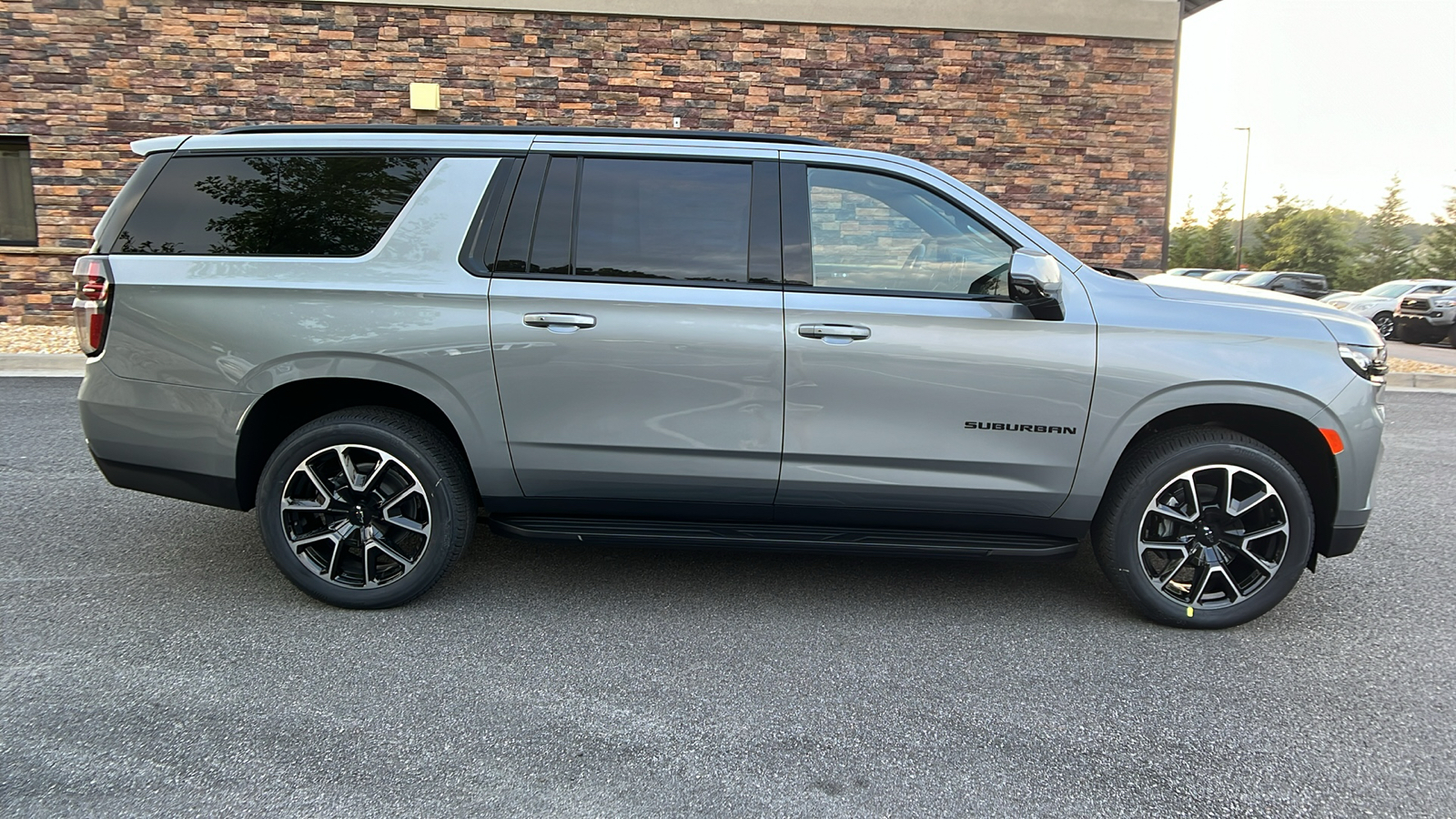 2024 Chevrolet Suburban RST 4