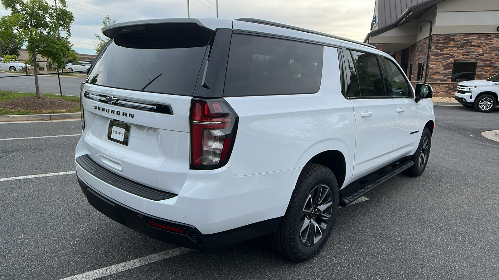 2024 Chevrolet Suburban Z71 5