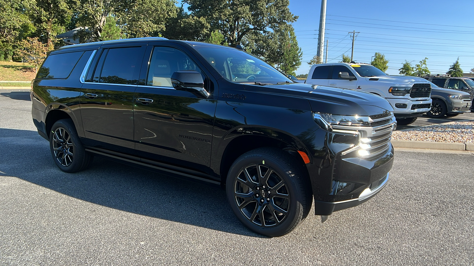 2024 Chevrolet Suburban High Country 3