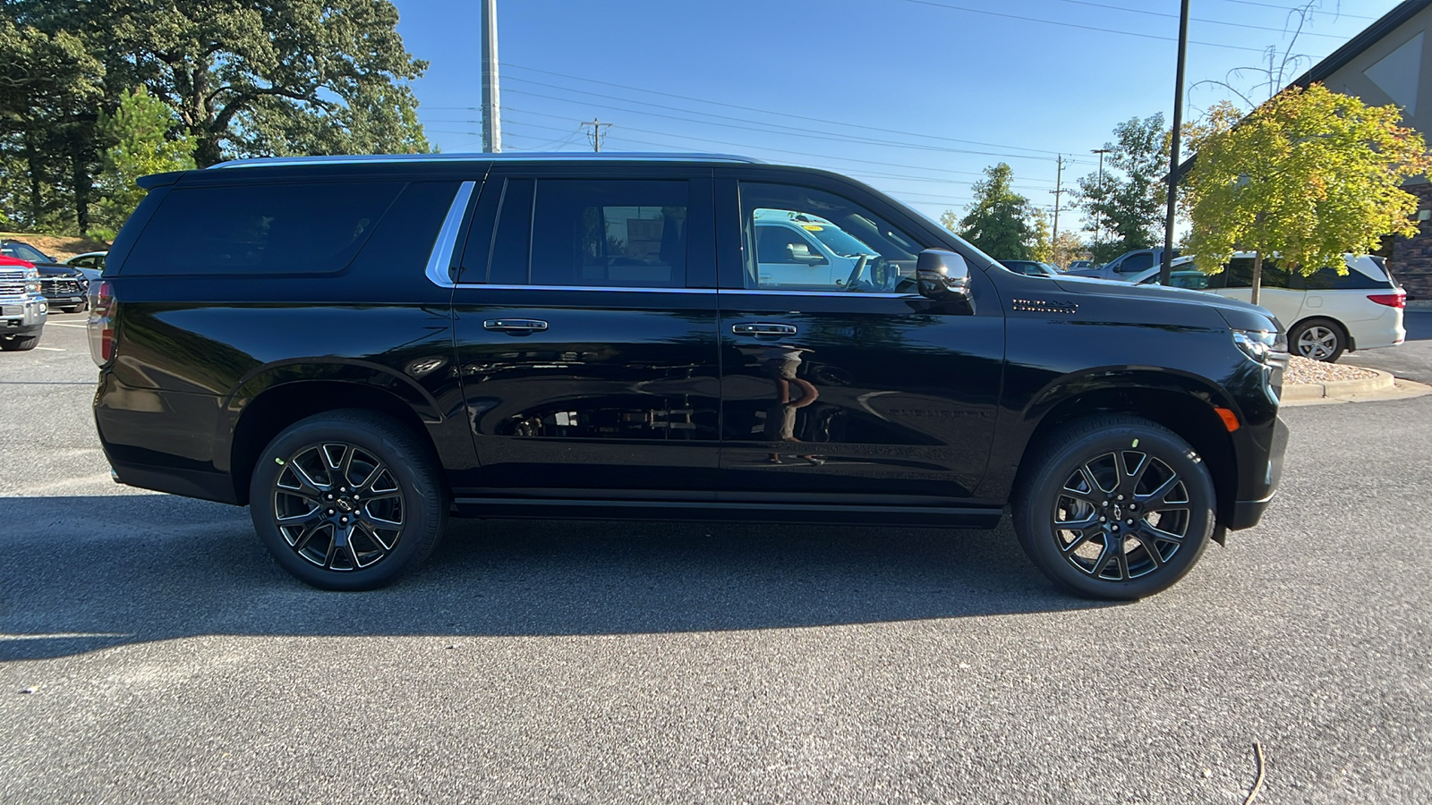 2024 Chevrolet Suburban High Country 4