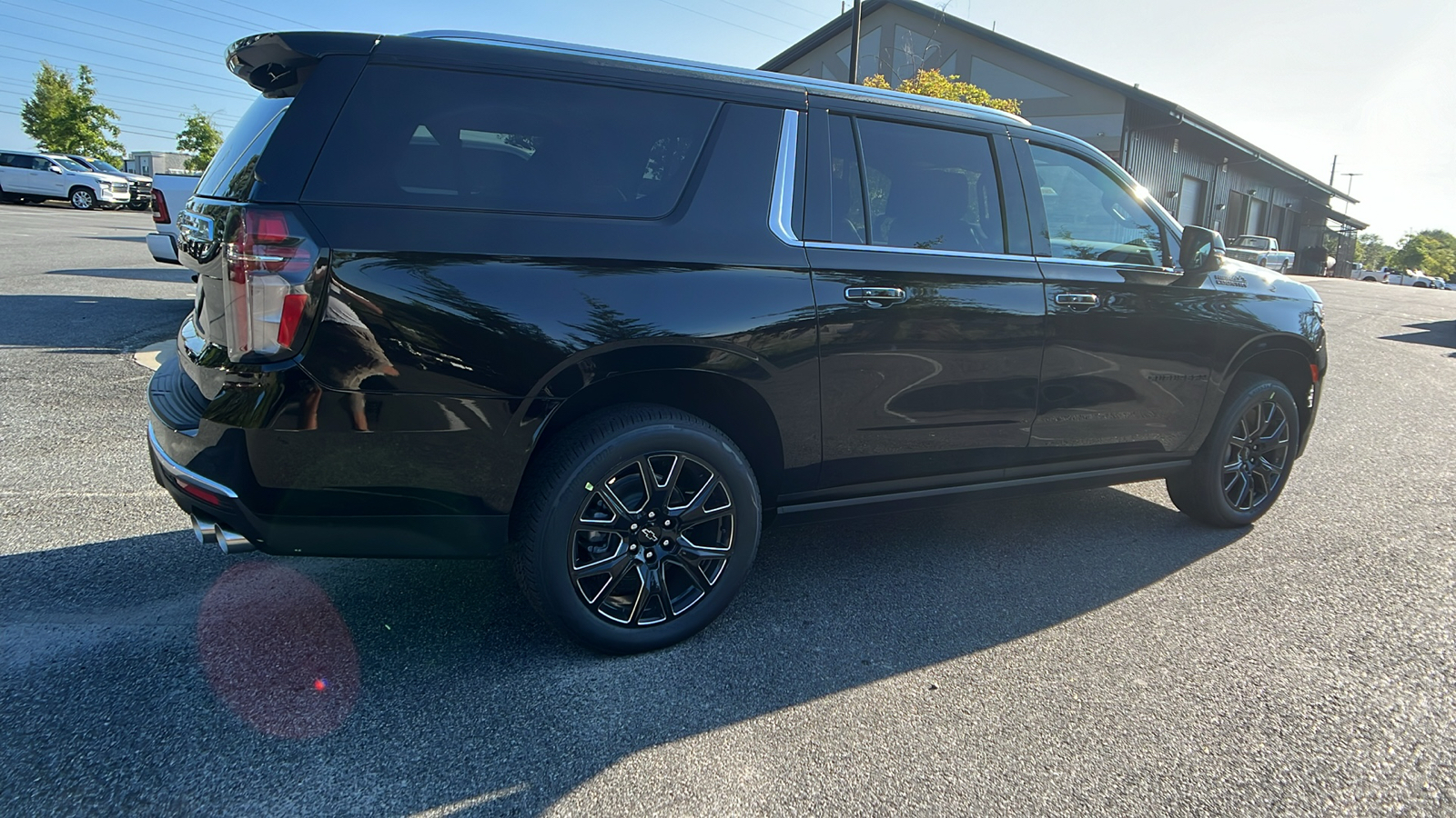 2024 Chevrolet Suburban High Country 5