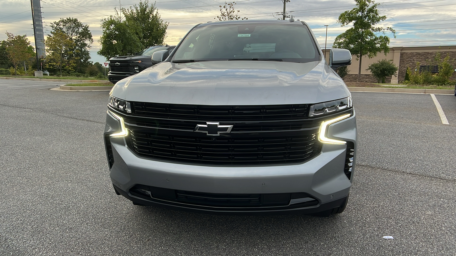 2024 Chevrolet Suburban RST 2