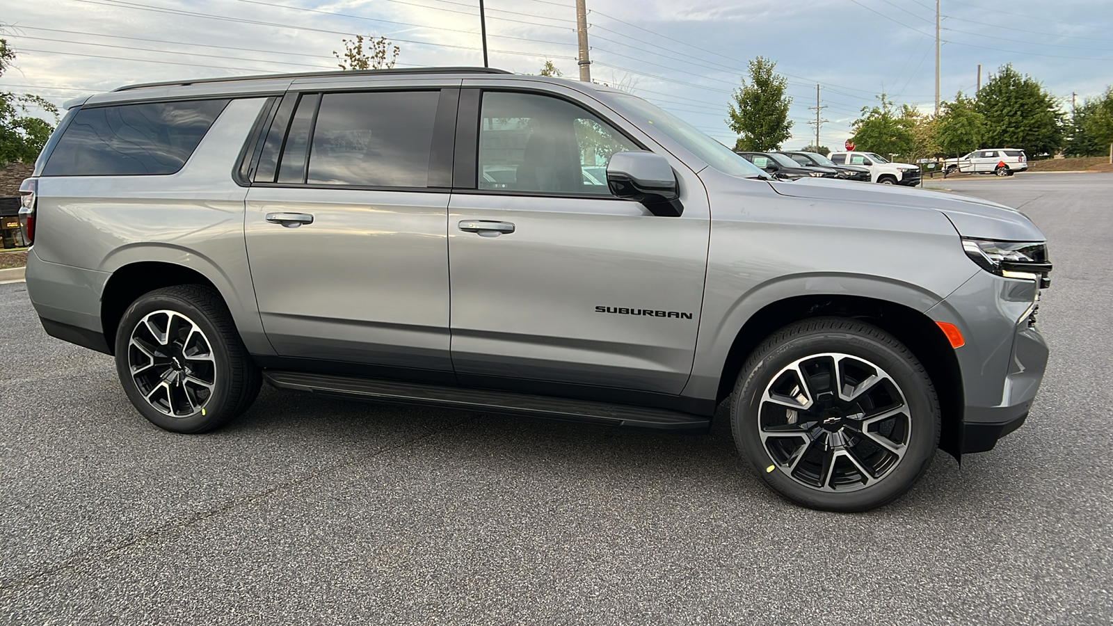 2024 Chevrolet Suburban RST 4