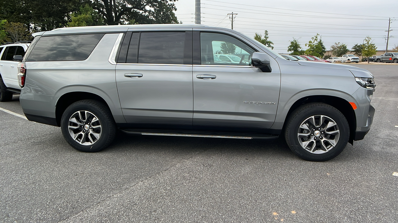 2024 Chevrolet Suburban LT 4