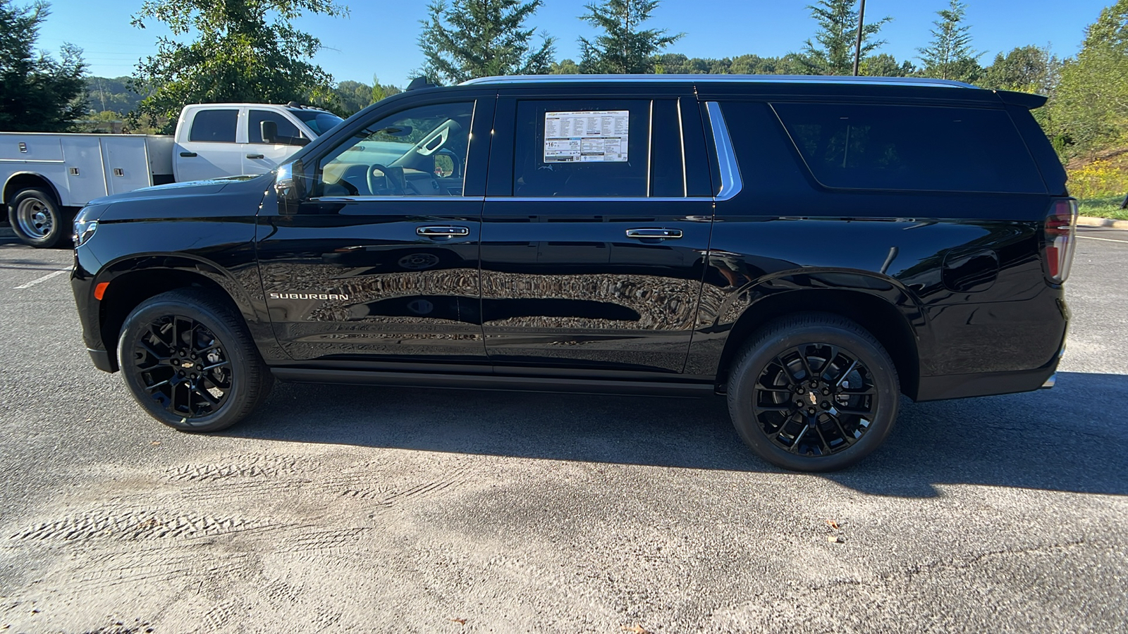 2024 Chevrolet Suburban Premier 9