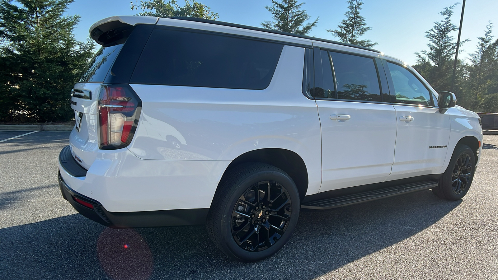 2024 Chevrolet Suburban RST 6