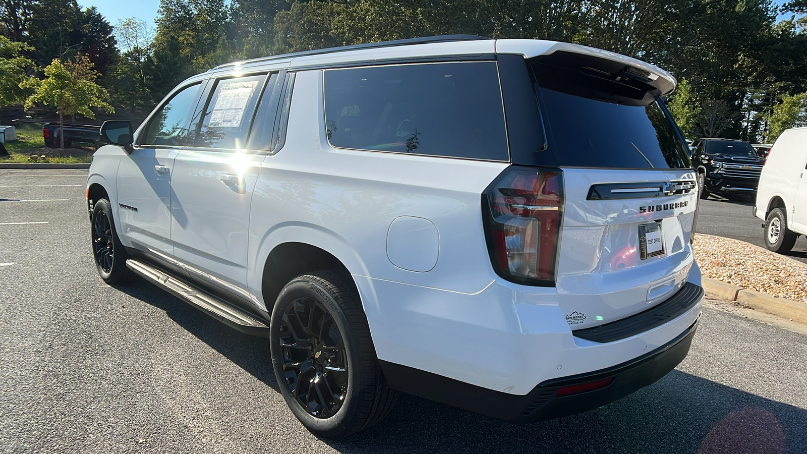 2024 Chevrolet Suburban RST 8