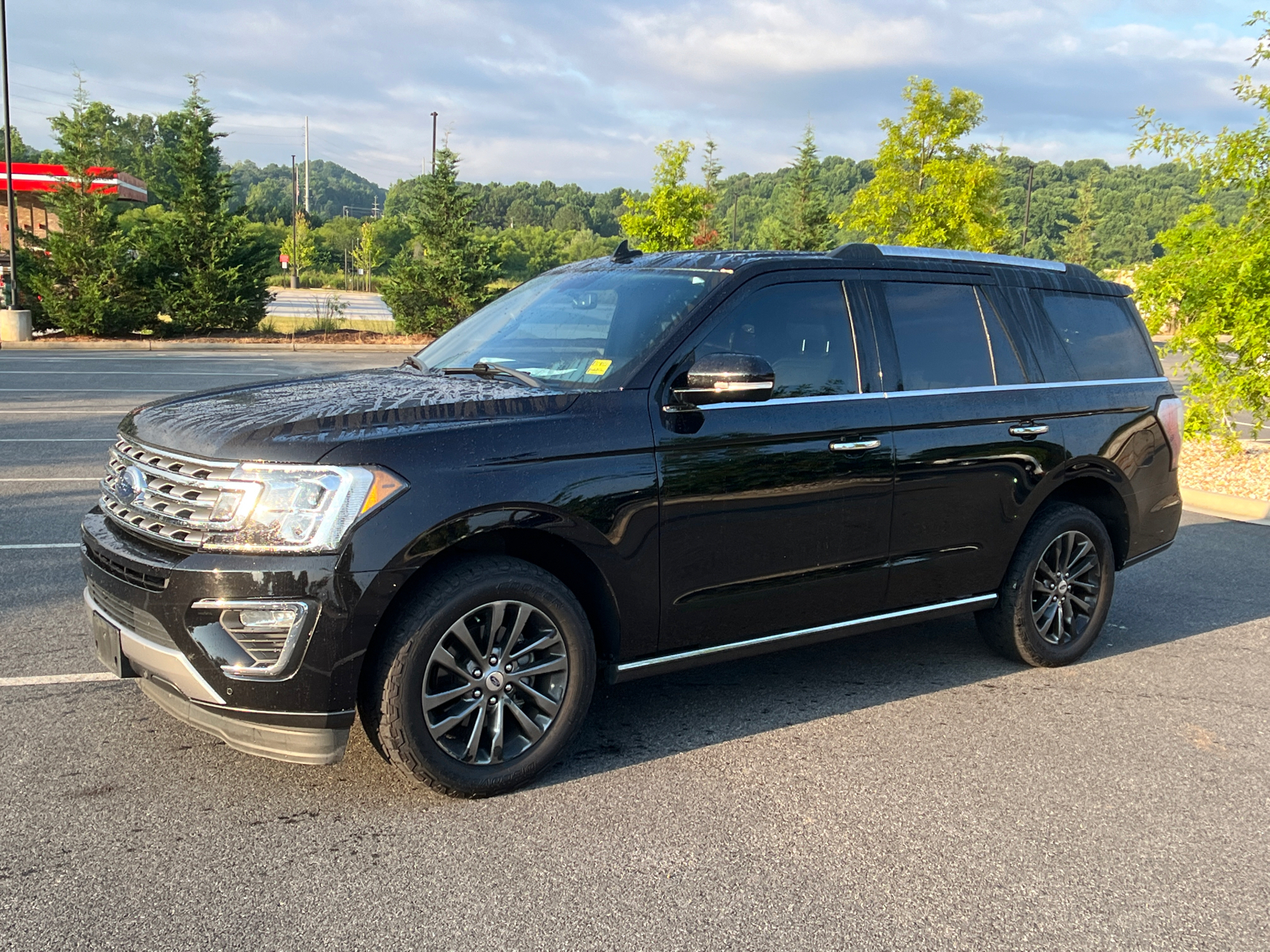2019 Ford Expedition Limited 1