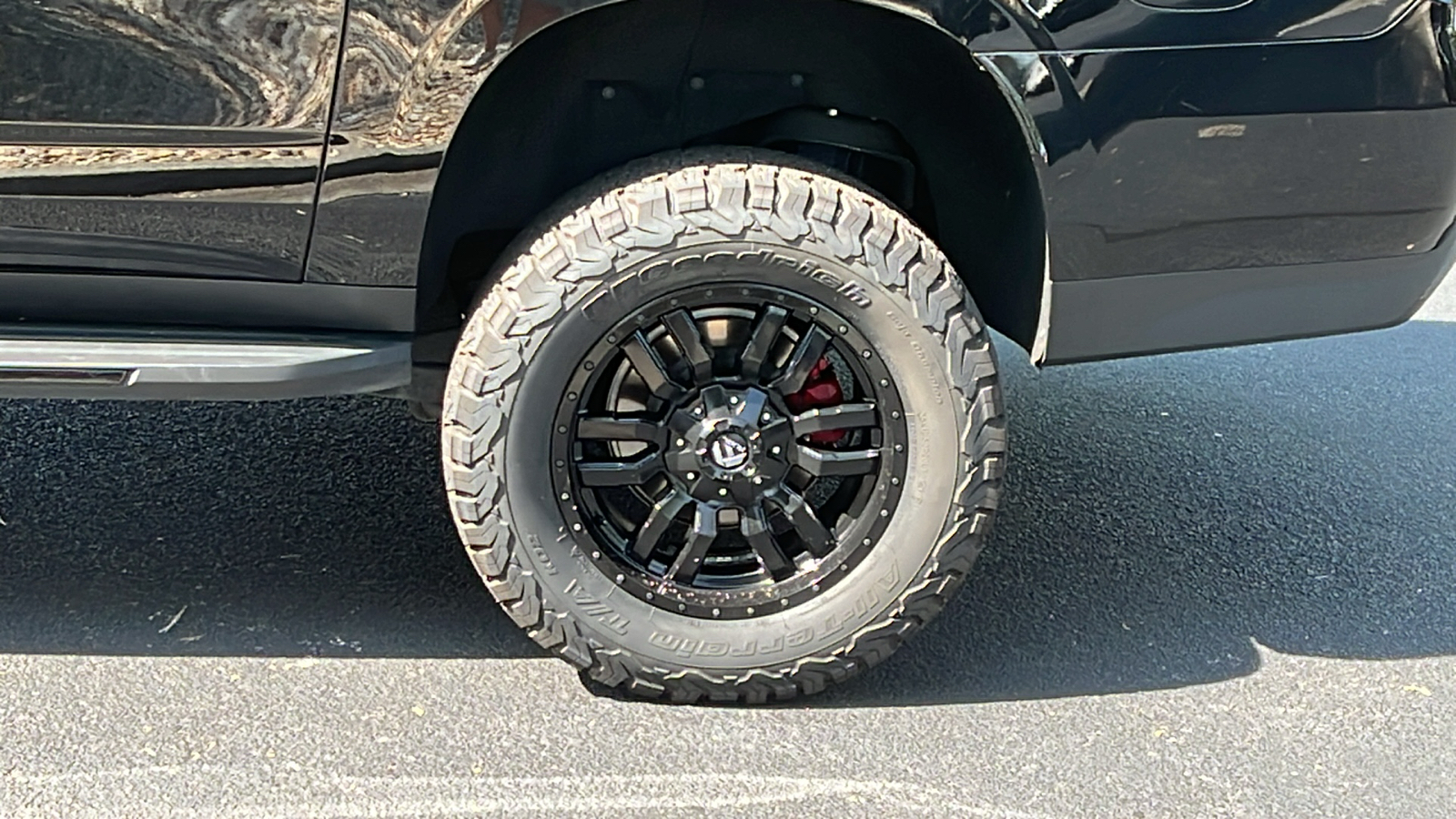 2022 Chevrolet Suburban RST 10