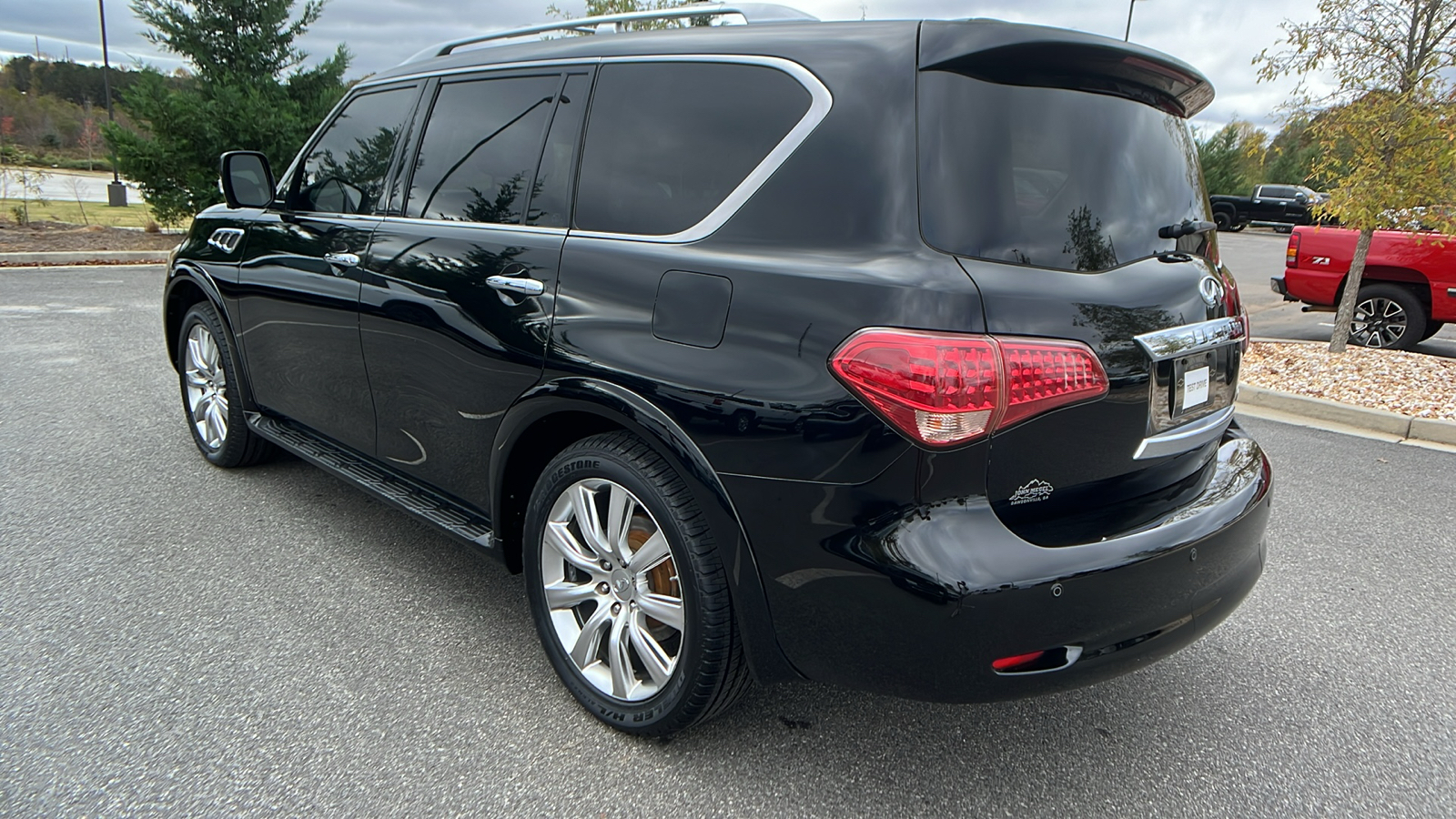 2013 INFINITI QX56 Base 8