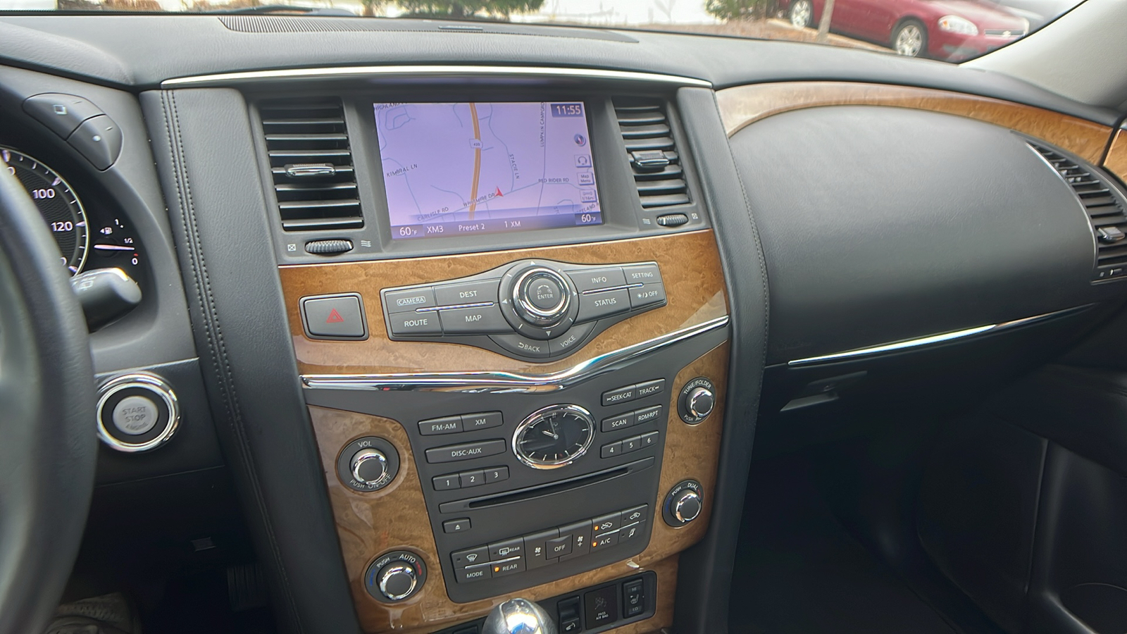 2013 INFINITI QX56 Base 32