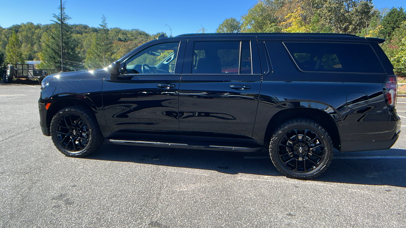 2023 Chevrolet Suburban RST 9