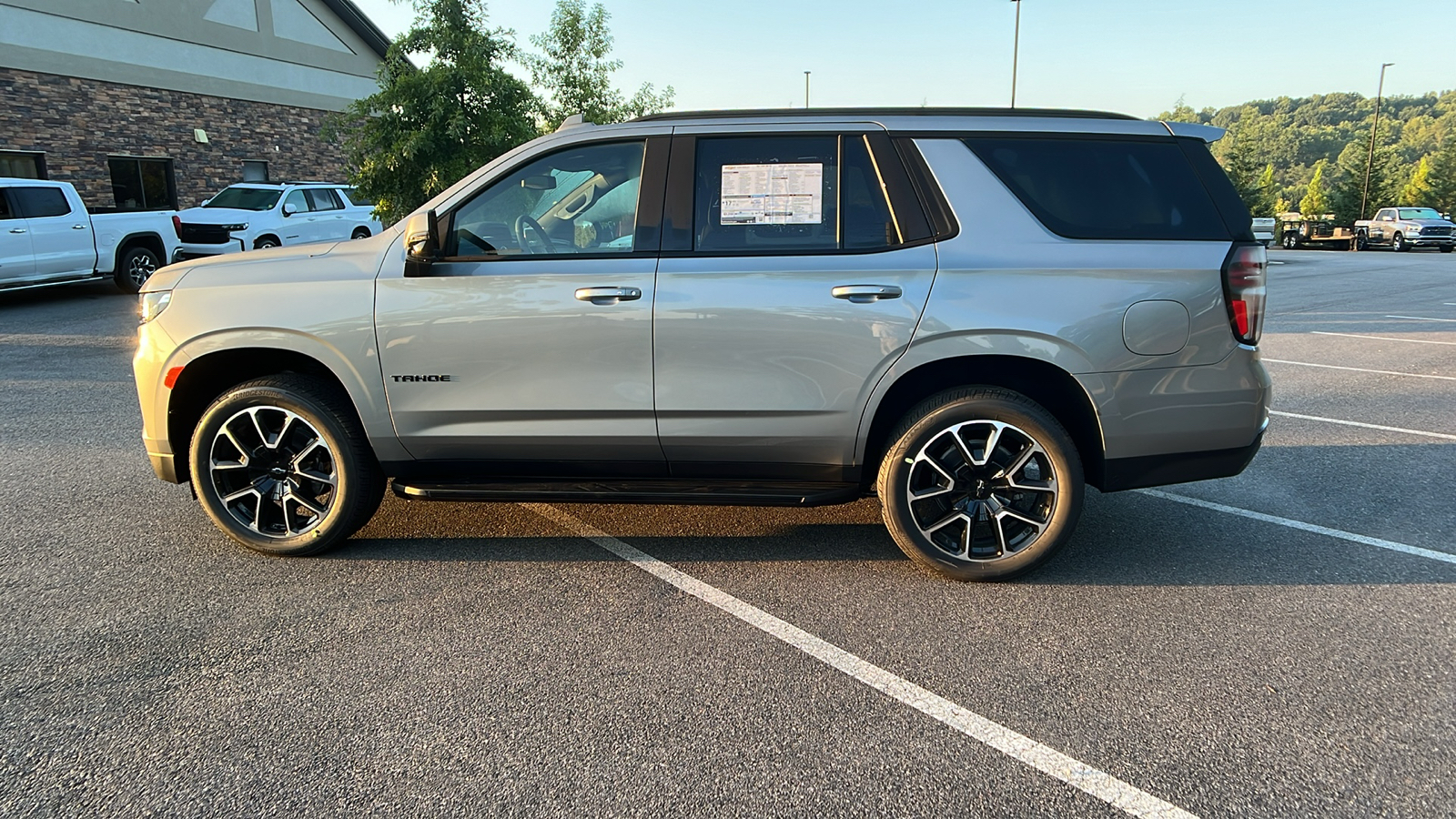 2024 Chevrolet Tahoe RST 8