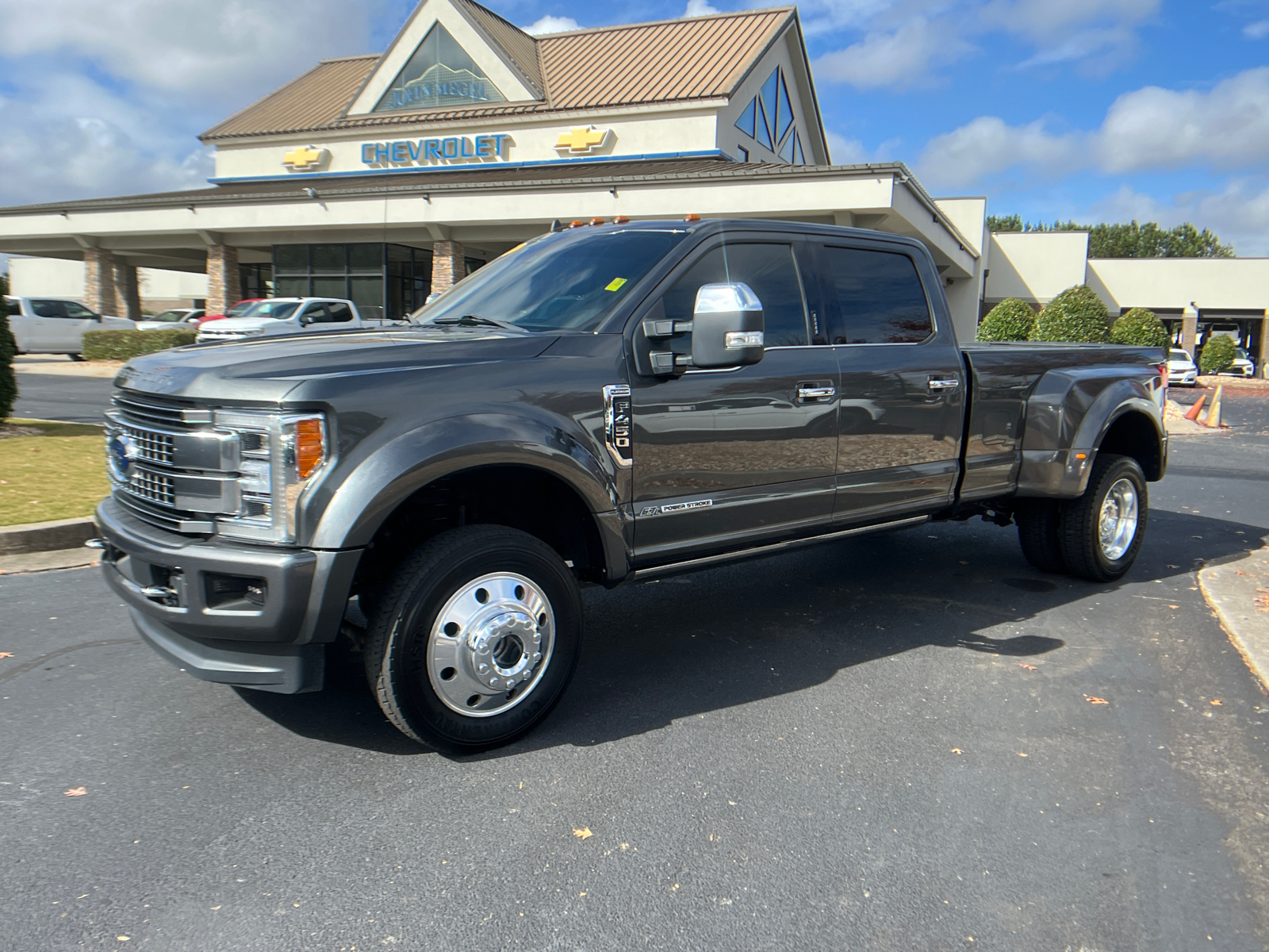 2019 Ford Super Duty F-450 DRW Platinum 1