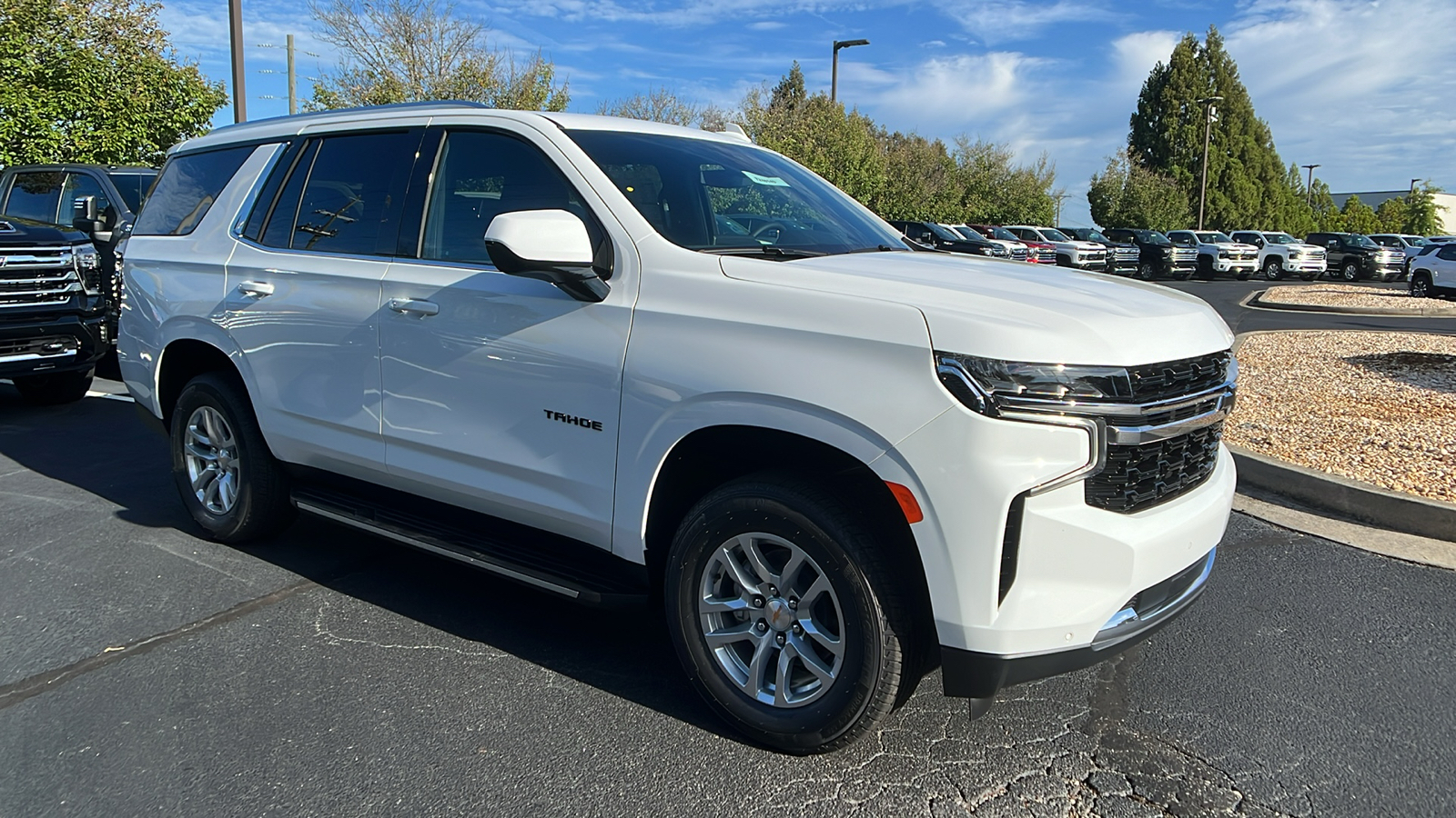 2024 Chevrolet Tahoe LS 3