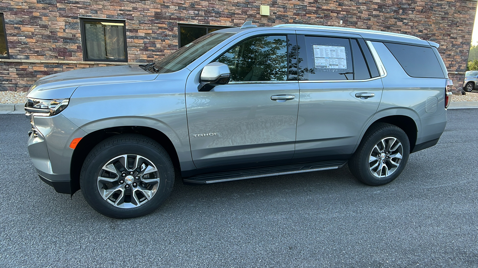 2024 Chevrolet Tahoe LT 8