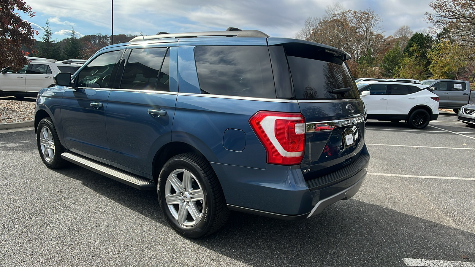 2020 Ford Expedition XLT 8