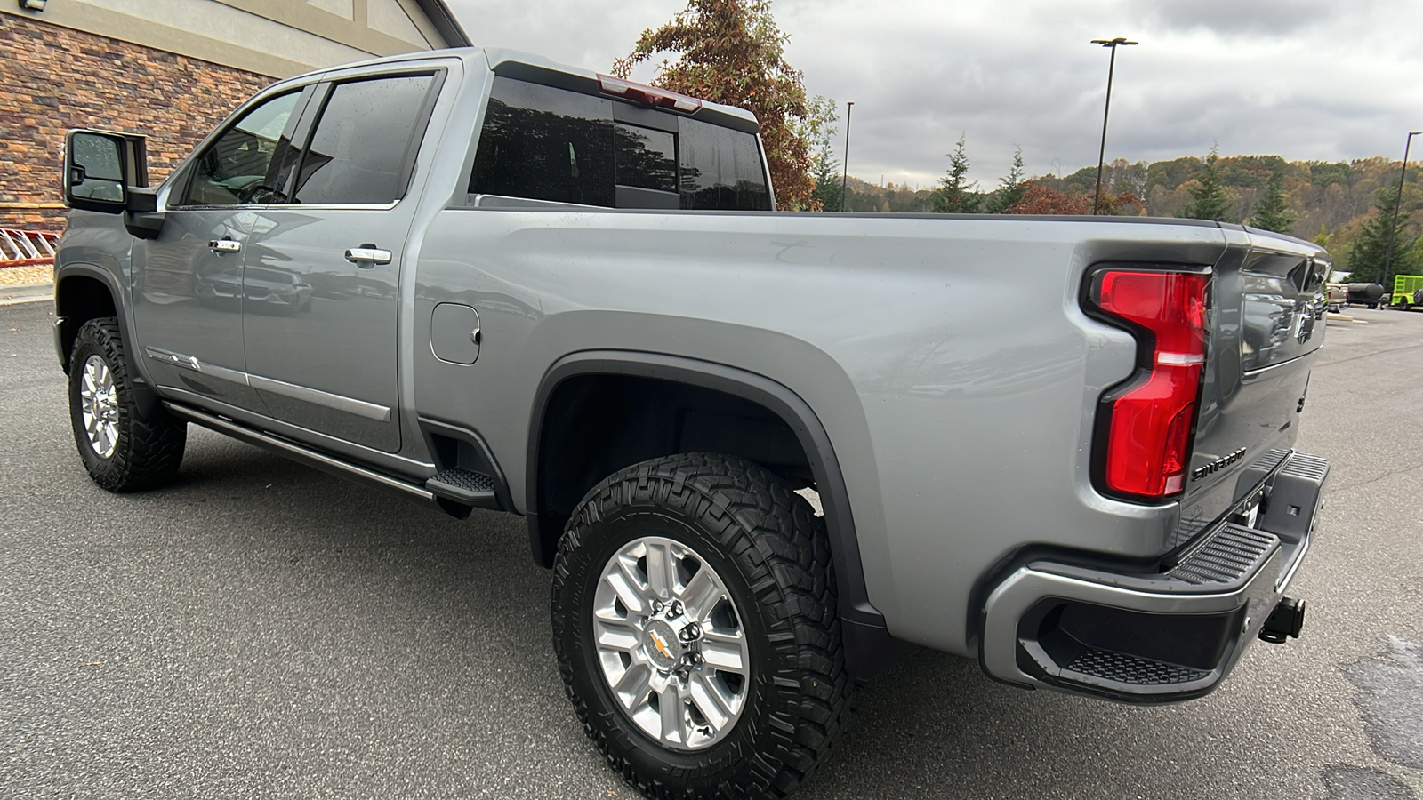 2024 Chevrolet Silverado 2500HD High Country 8