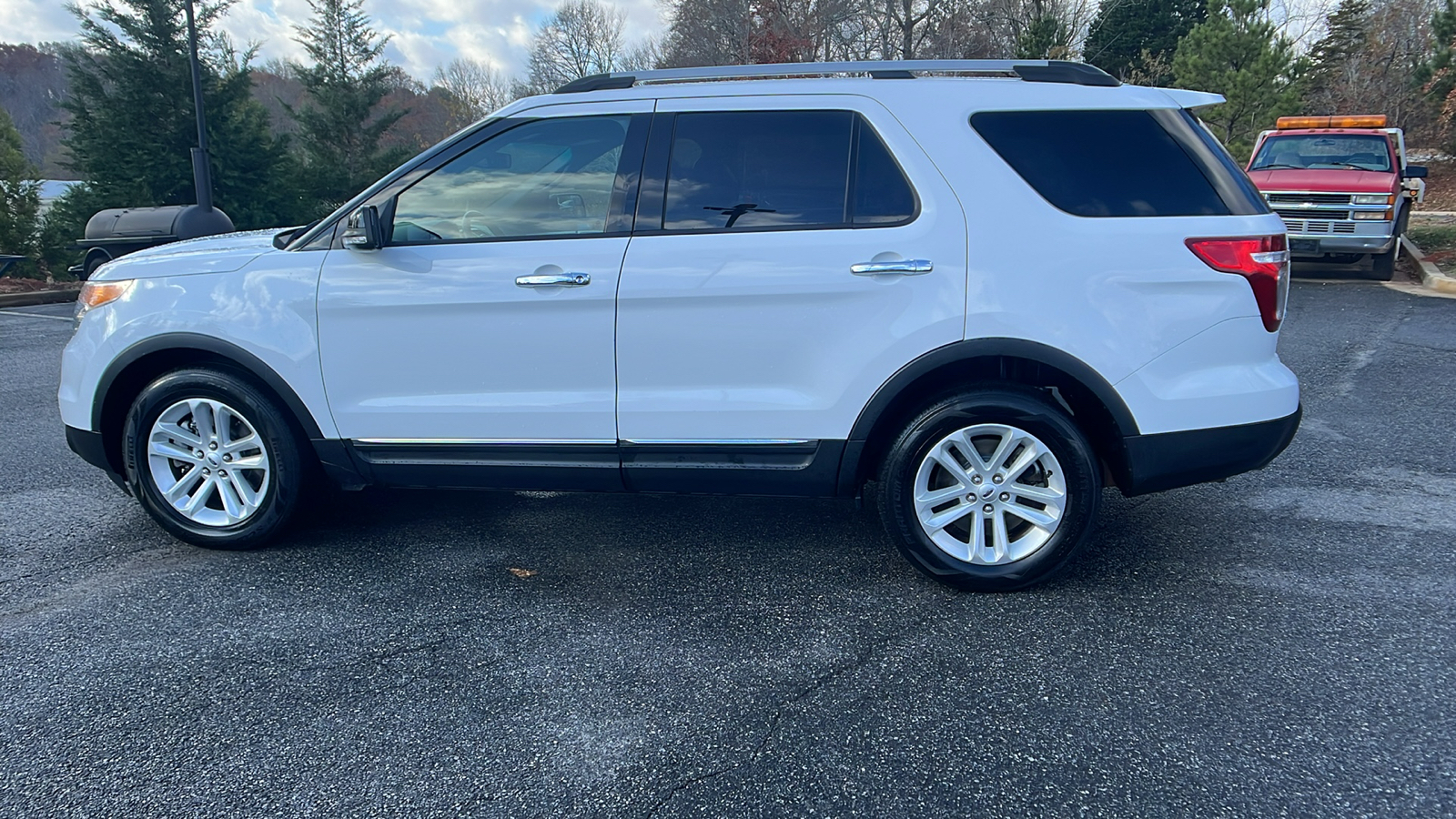 2013 Ford Explorer XLT 9