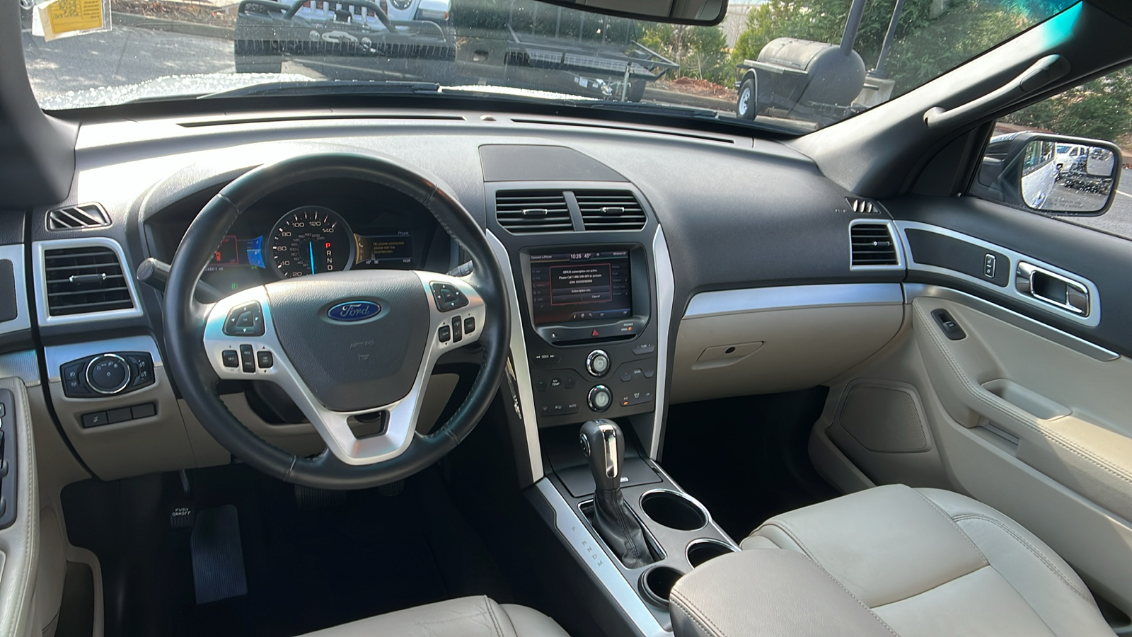 2013 Ford Explorer XLT 22