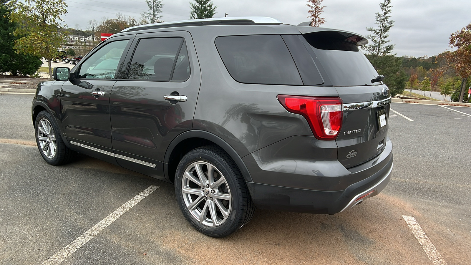 2017 Ford Explorer Limited 8