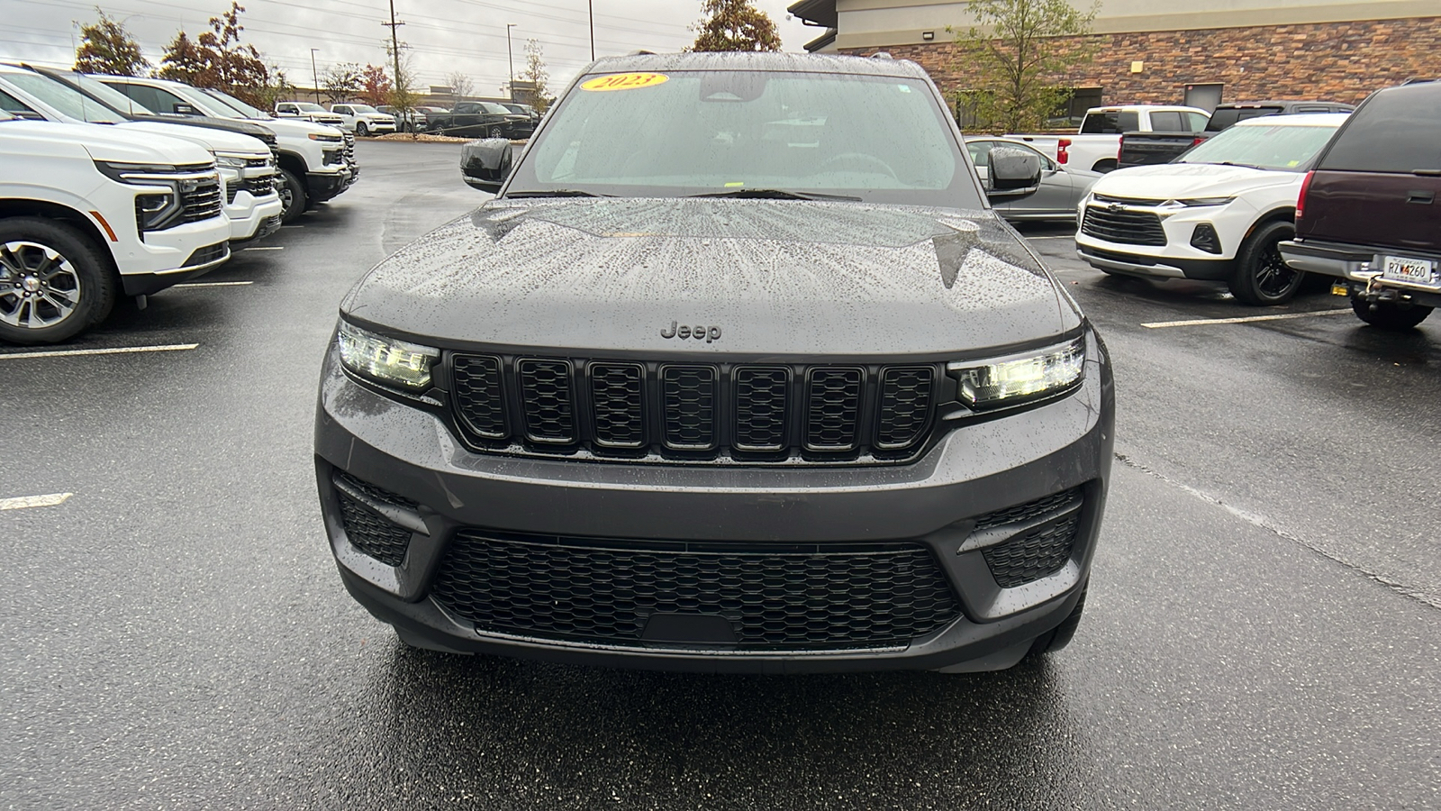 2023 Jeep Grand Cherokee Altitude 3