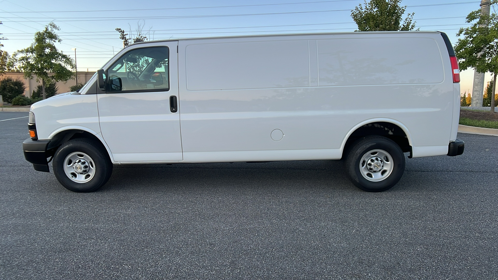 2024 Chevrolet Express Cargo Van Work Van 8