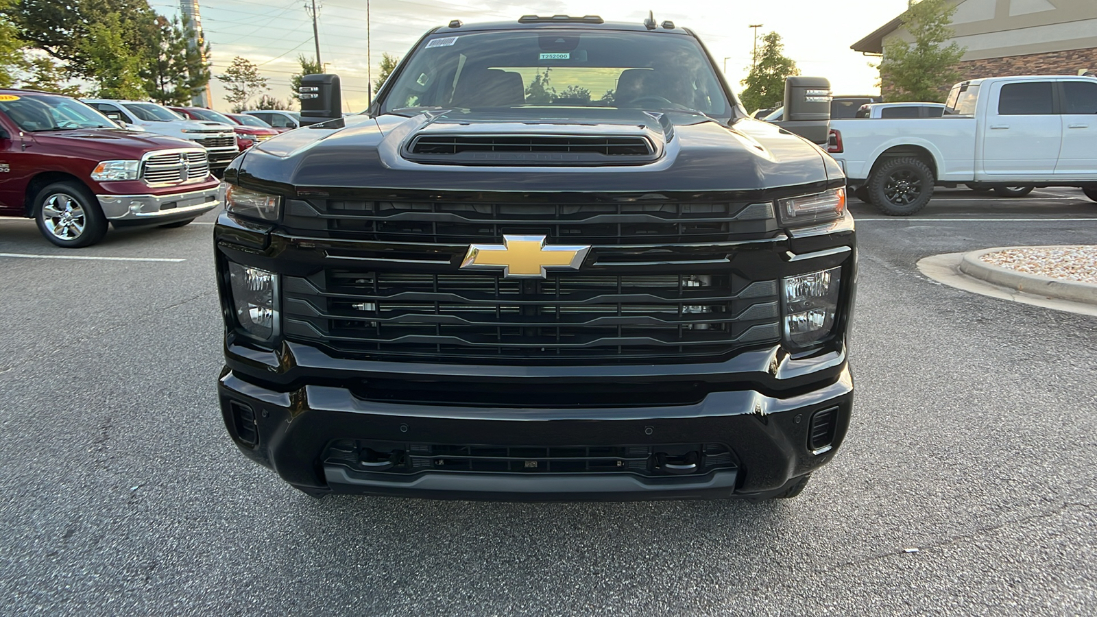 2025 Chevrolet Silverado 2500HD Custom 2