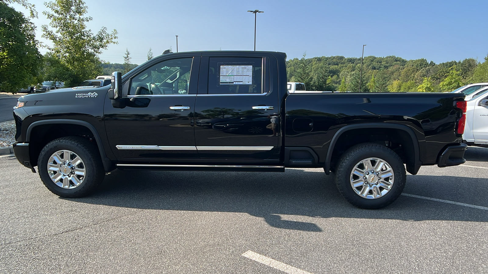 2025 Chevrolet Silverado 3500HD High Country 8