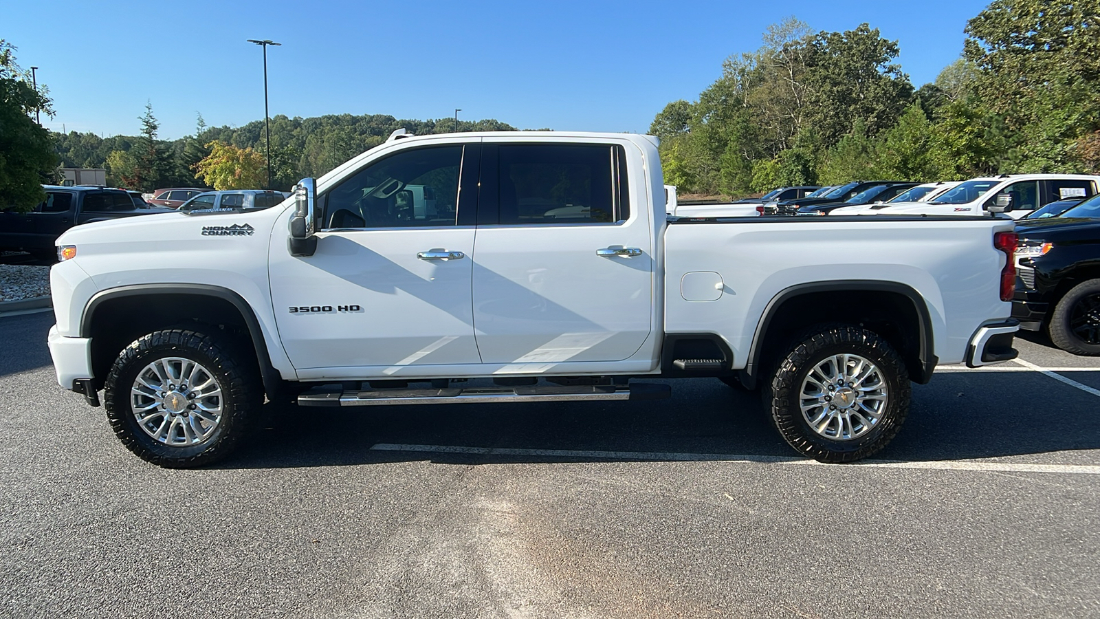 2022 Chevrolet Silverado 3500HD High Country 9