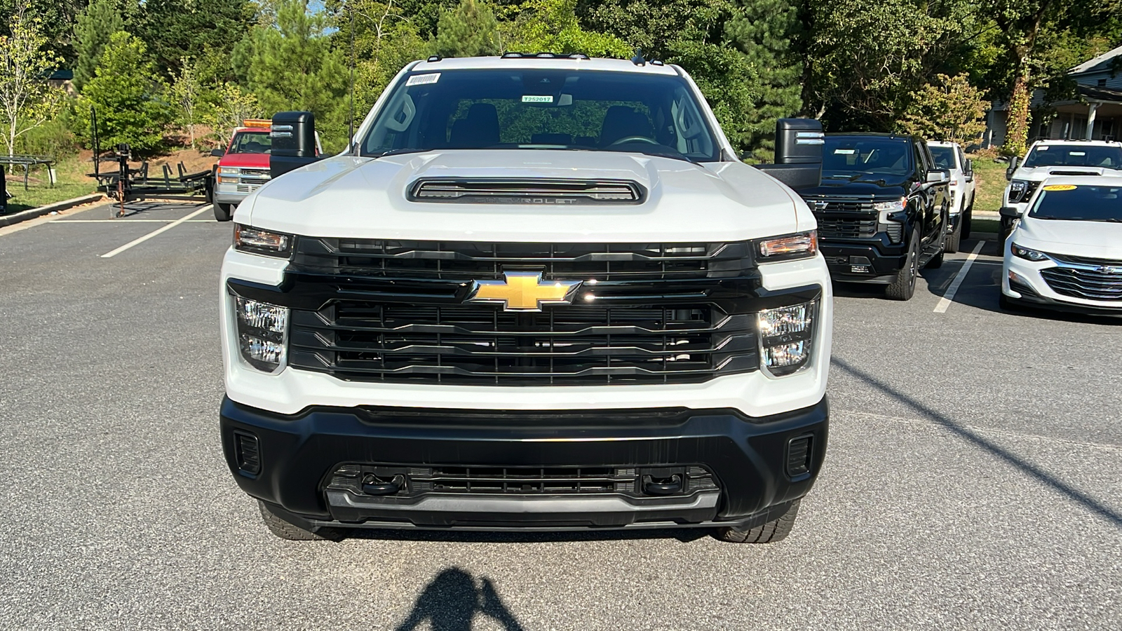 2025 Chevrolet Silverado 3500HD Work Truck 2