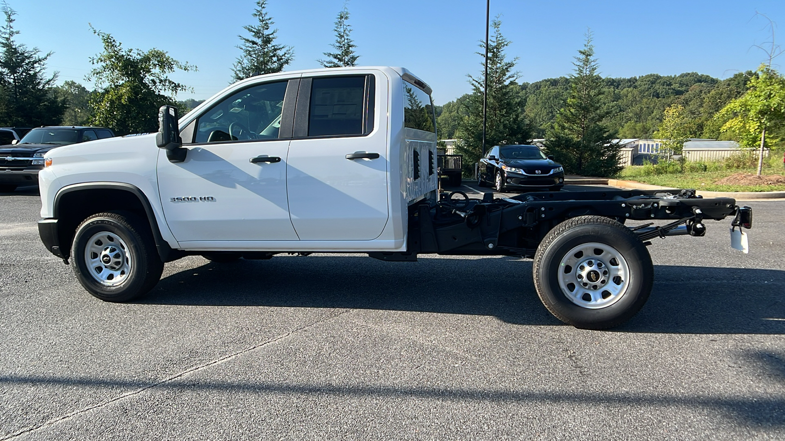 2025 Chevrolet Silverado 3500HD Work Truck 8