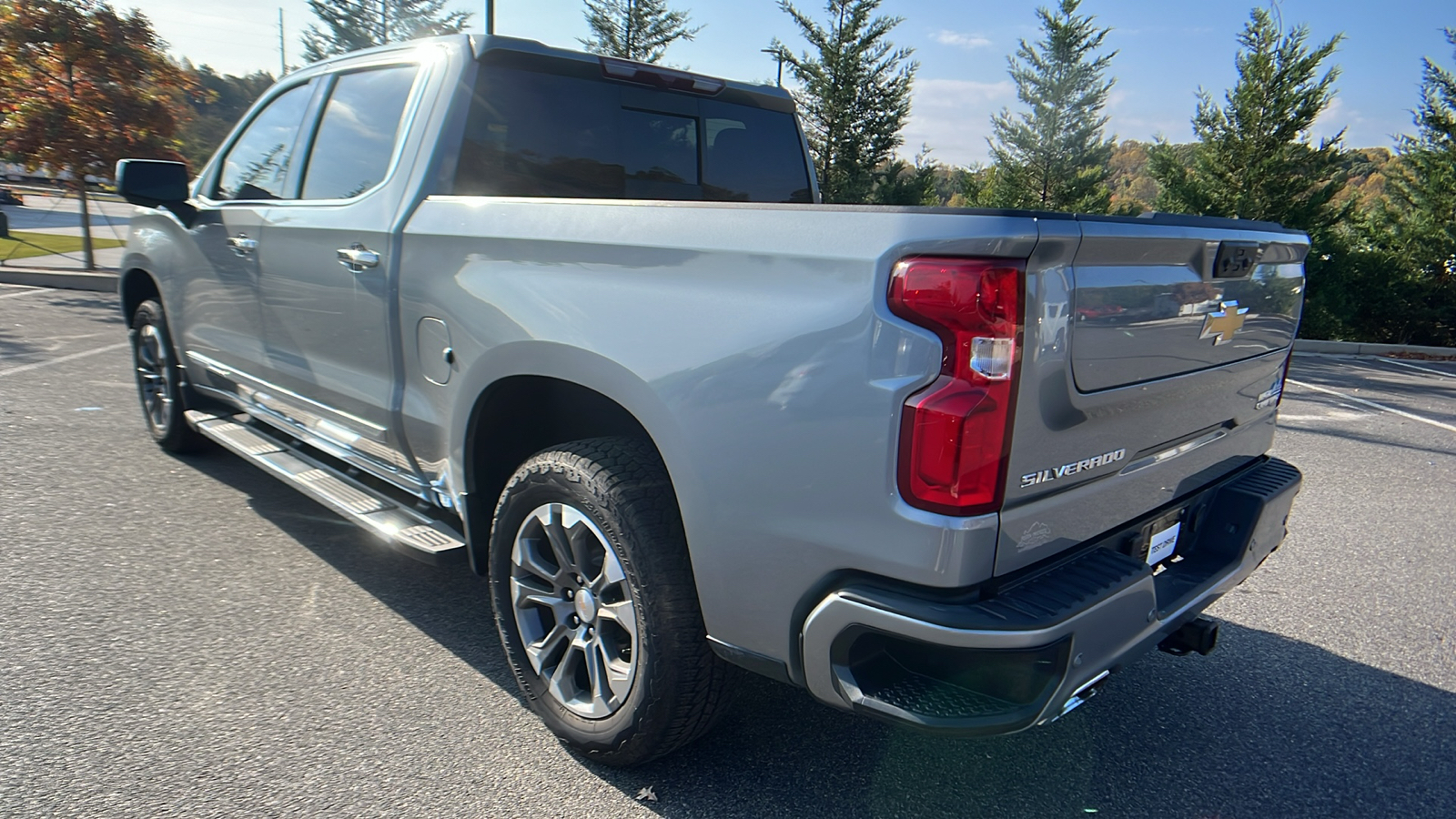 2024 Chevrolet Silverado 1500 High Country 8