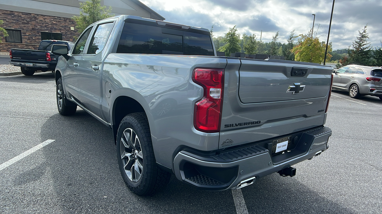 2025 Chevrolet Silverado 1500 RST 8