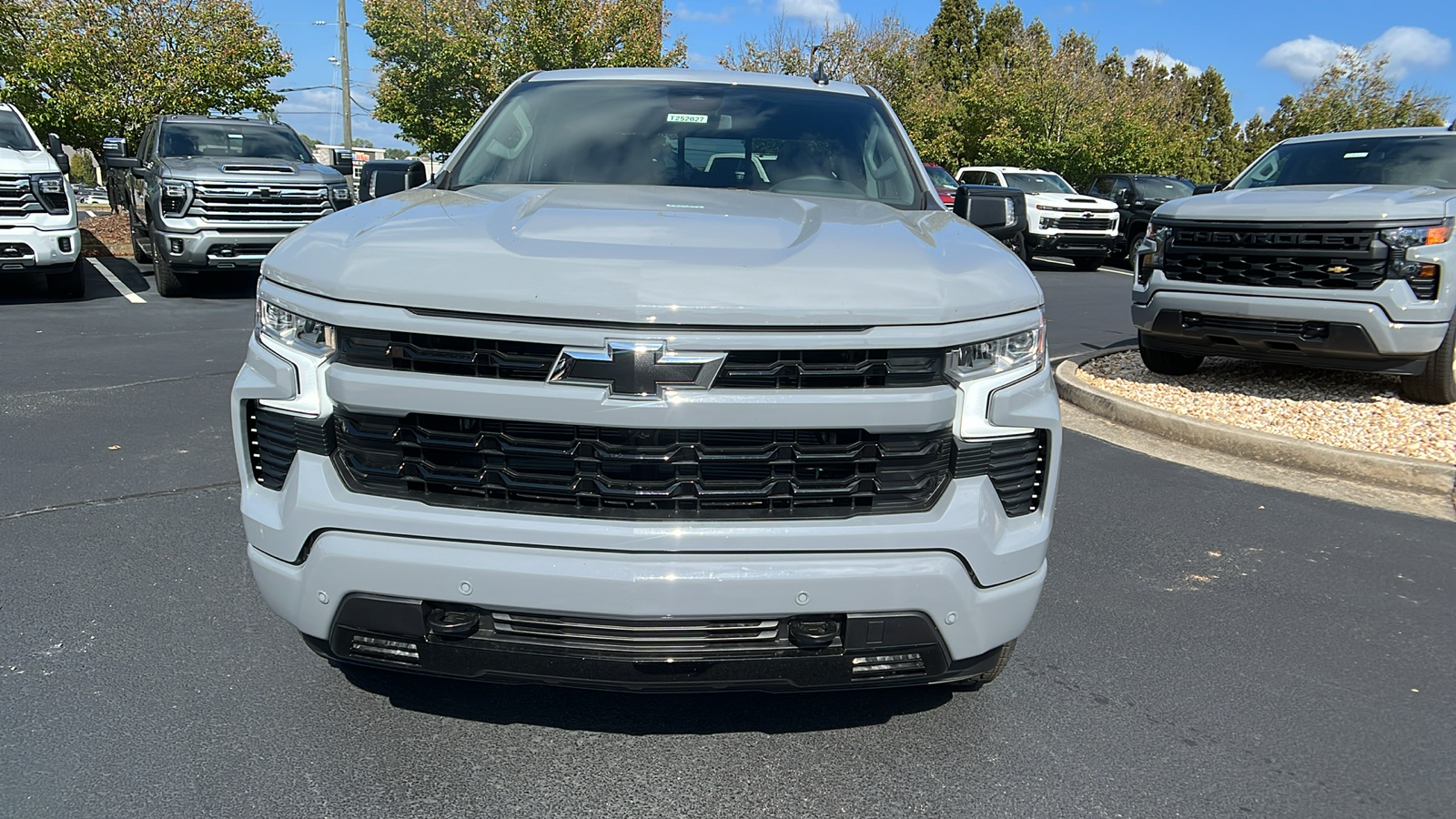 2025 Chevrolet Silverado 1500 RST 3