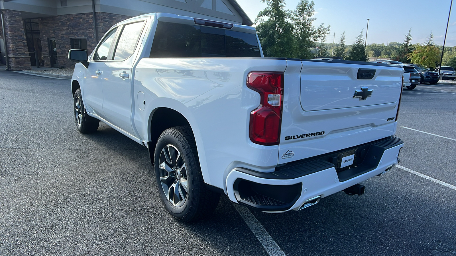 2025 Chevrolet Silverado 1500 RST 8