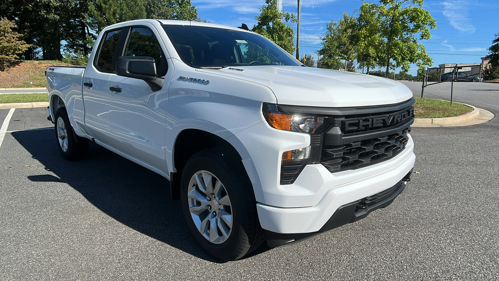 2025 Chevrolet Silverado 1500 Custom 4