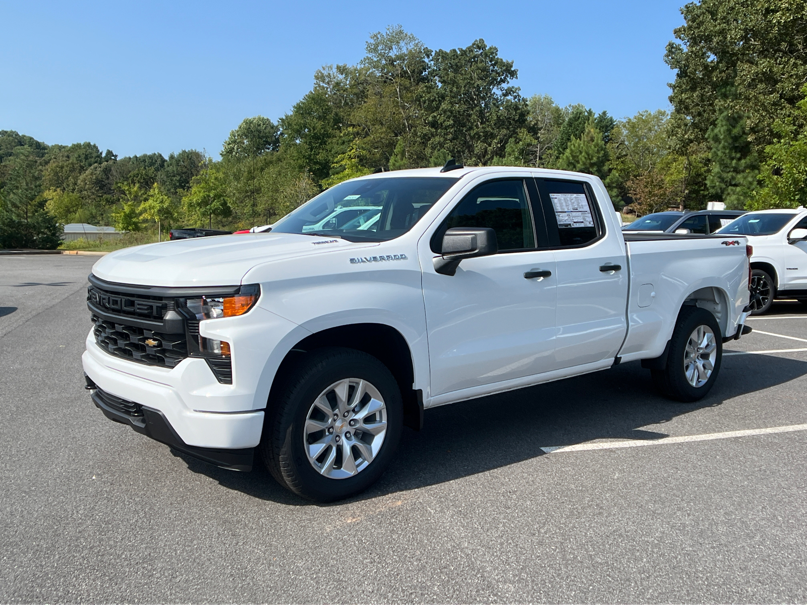 2025 Chevrolet Silverado 1500 Custom 1