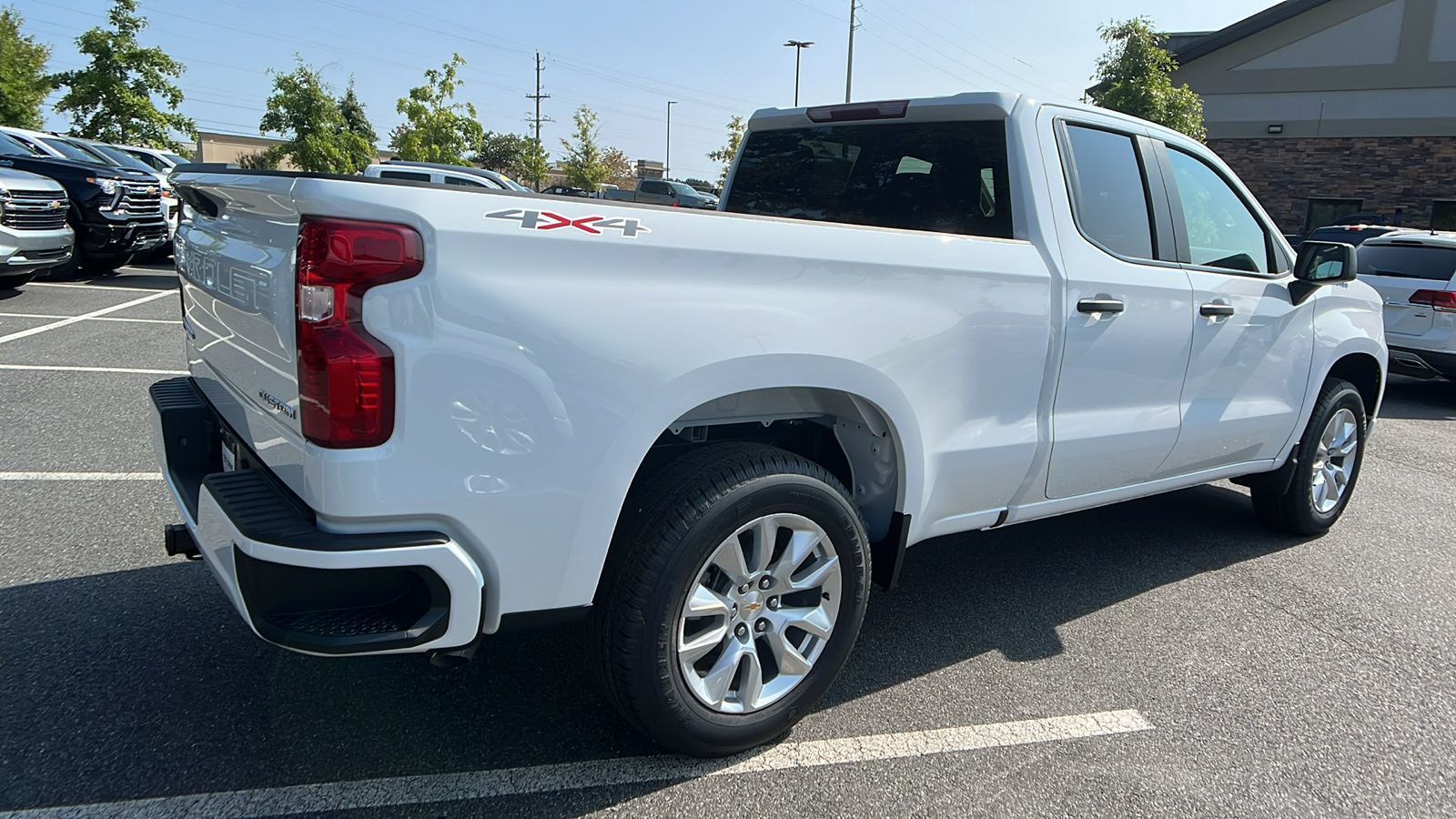 2025 Chevrolet Silverado 1500 Custom 6