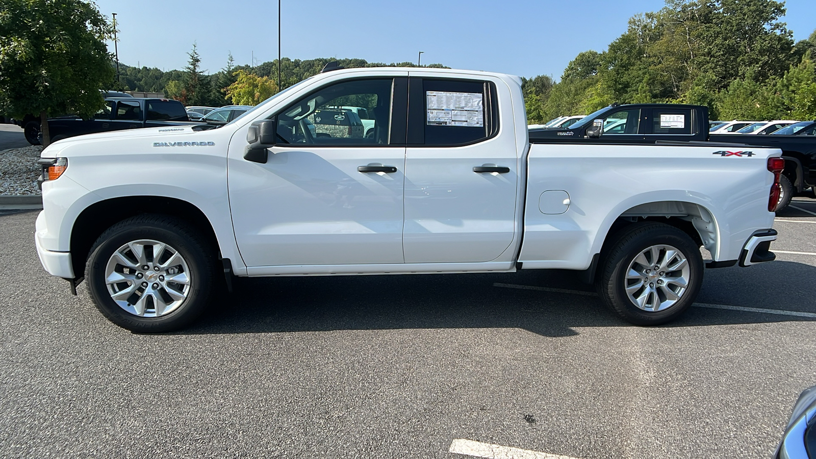 2025 Chevrolet Silverado 1500 Custom 9