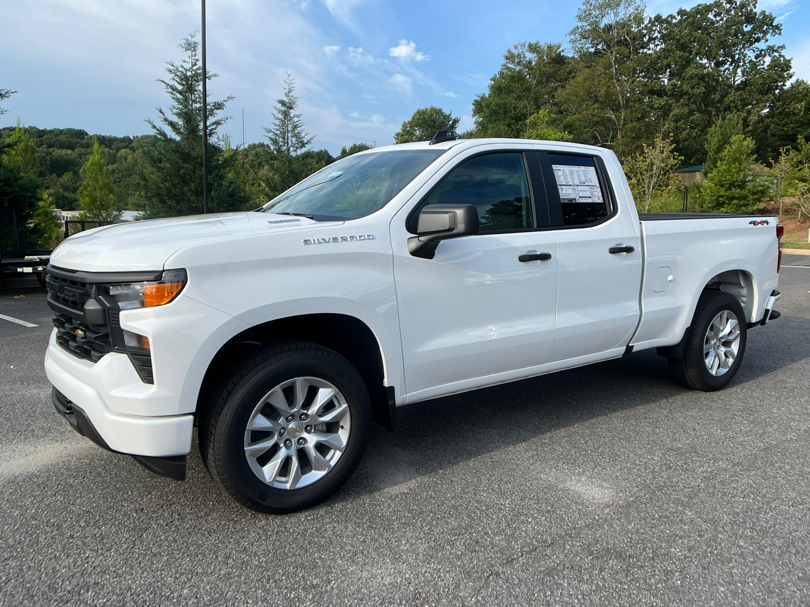 2025 Chevrolet Silverado 1500 Custom 1