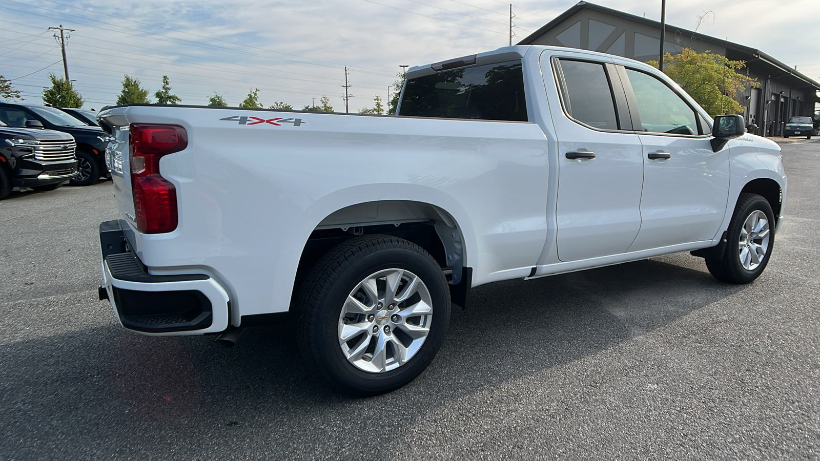 2025 Chevrolet Silverado 1500 Custom 6