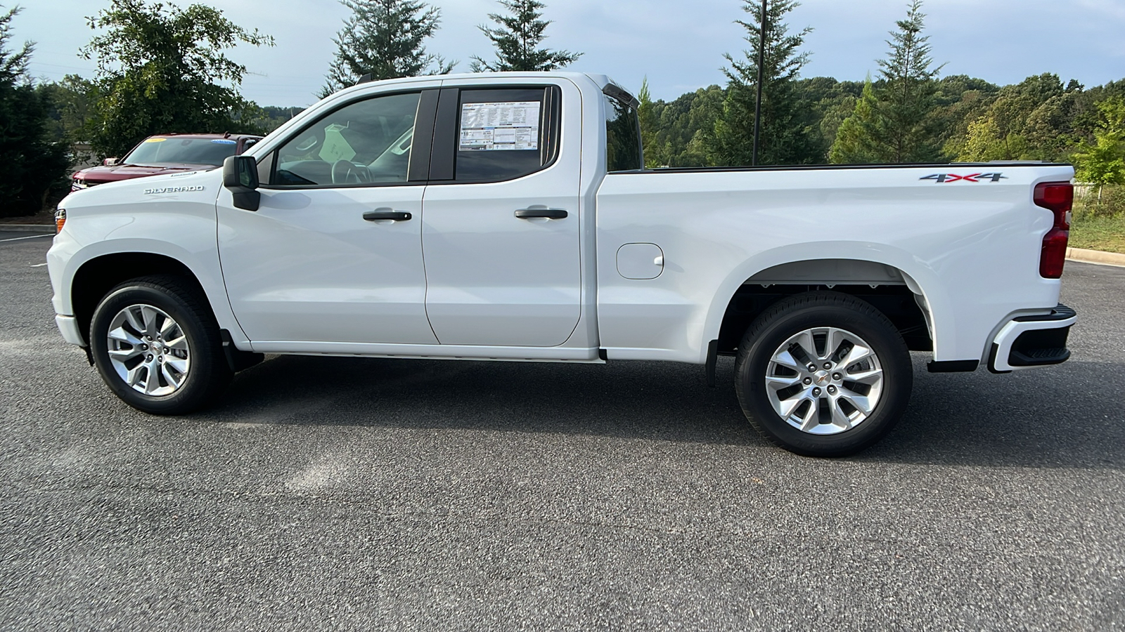 2025 Chevrolet Silverado 1500 Custom 9