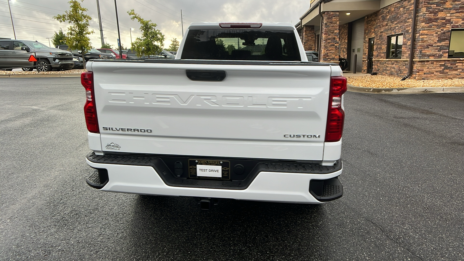 2025 Chevrolet Silverado 1500 Custom 7