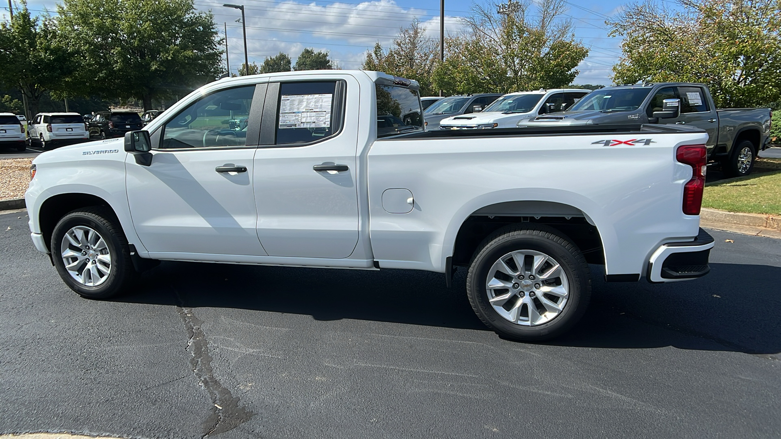 2025 Chevrolet Silverado 1500 Custom 9