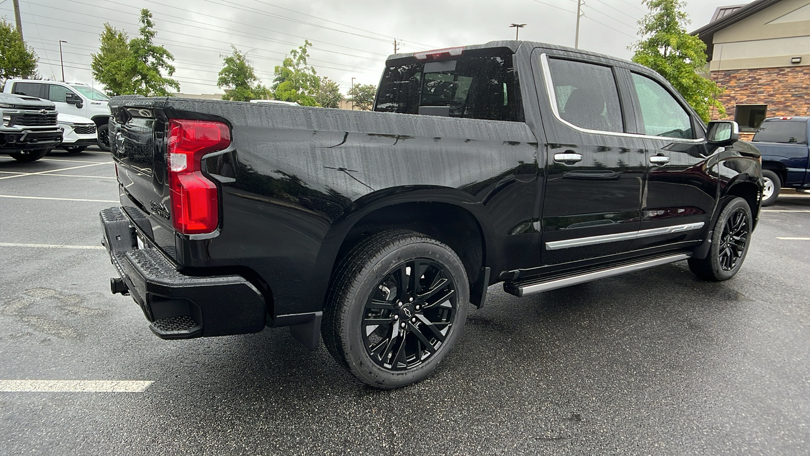 2025 Chevrolet Silverado 1500 High Country 6